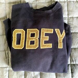 Obey sweatshirt